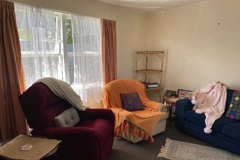 Photo of property in 2/1305 Cardiff Place, Mayfair, Hastings, 4122