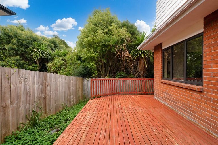 Photo of property in 17 Edgewood Way, Henderson, Auckland, 0612