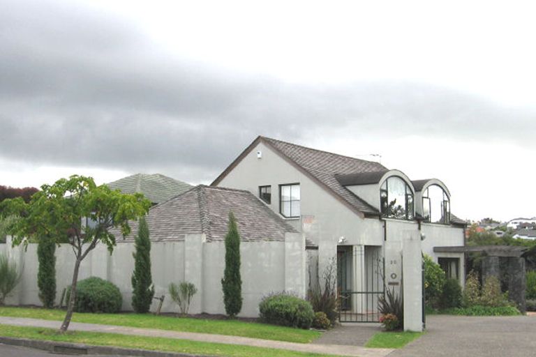 Photo of property in 20 Rosetti Rise, West Harbour, Auckland, 0618