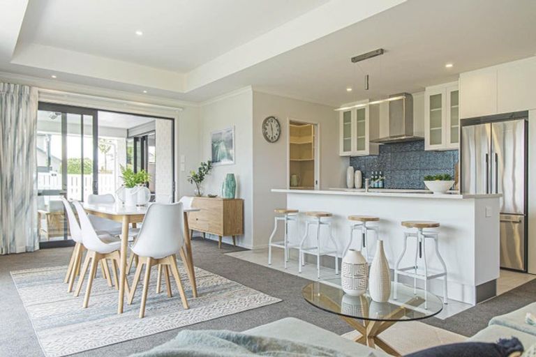 Photo of property in 13 Silvereye Street, Halswell, 8025