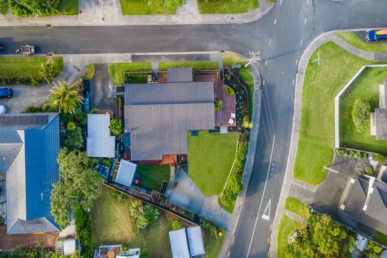 Photo of property in 2 Claude Road, Stanmore Bay, Whangaparaoa, 0932