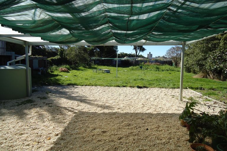 Photo of property in 6 Massey Street, Waimate, 7924