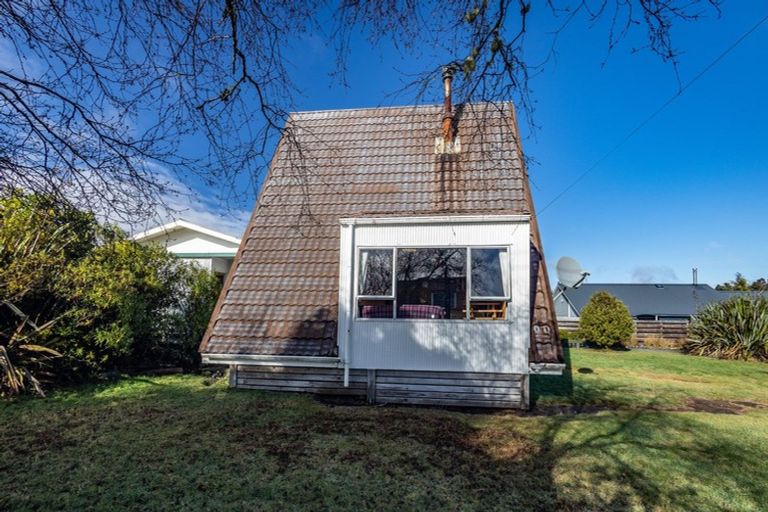 Photo of property in 16 Ward Street, National Park, Owhango, 3989