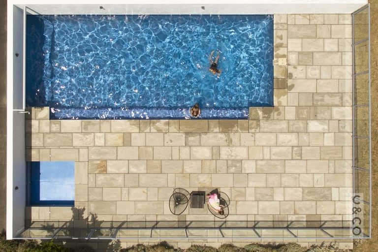 Photo of property in 93 Taylor Road, Waimauku, 0882