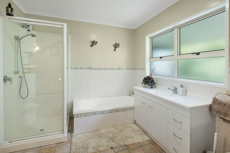 Photo of property in 40 Ongare Point Road, Tahawai, Katikati, 3170