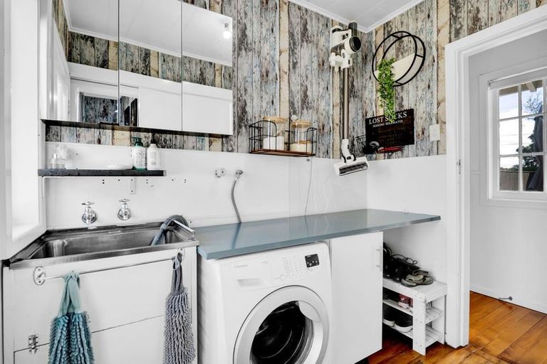 Photo of property in 21 Dives Avenue, Hawera, 4610