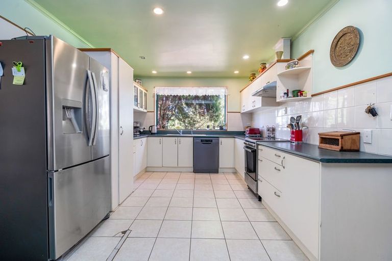 Photo of property in 238 Tauraroa Road, Maungakaramea, Whangarei, 0178