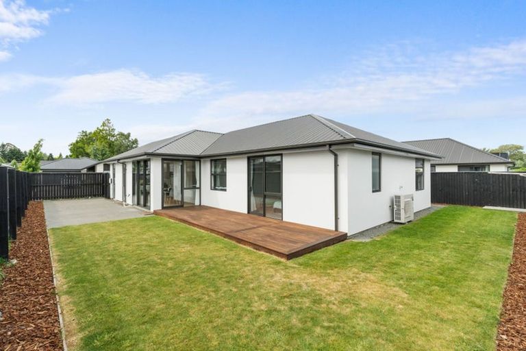 Photo of property in 4 Bellows Close, Halswell, Christchurch, 8025