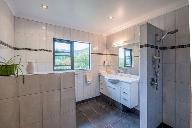 Photo of property in 94a Kaitawa Road, Hautere, Otaki, 5582