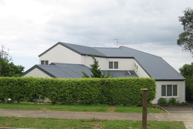 Photo of property in 19 Tinopai Drive, Omokoroa, 3114