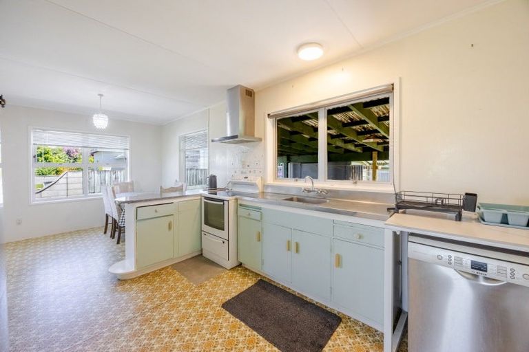 Photo of property in 69 Murphy Road, Taradale, Napier, 4112