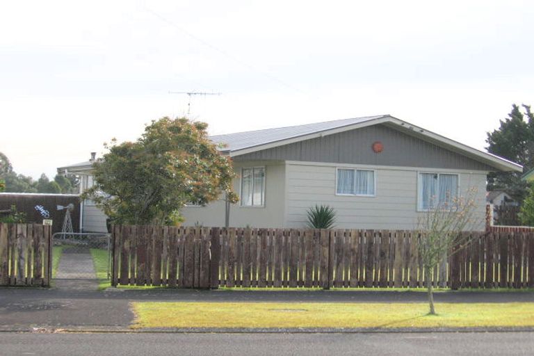 Photo of property in 38 Cecil Street, St Andrews, Hamilton, 3200