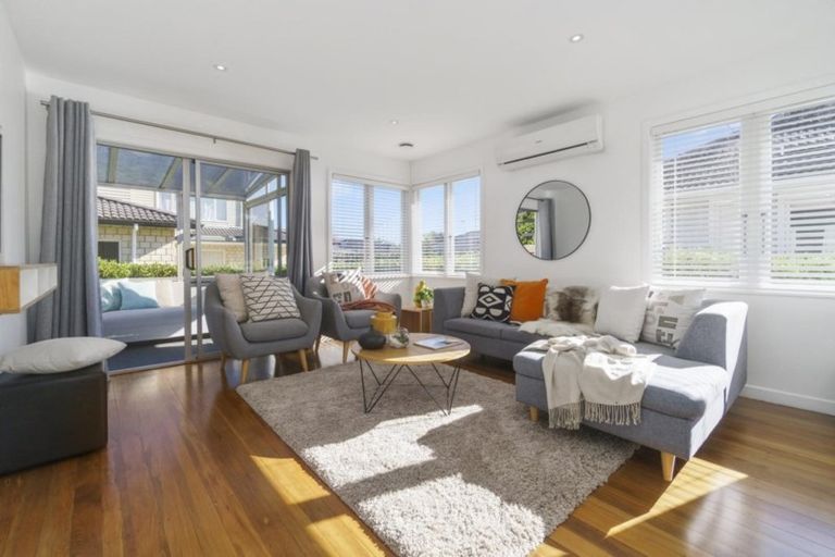 Photo of property in 6 Kervil Avenue, Te Atatu Peninsula, Auckland, 0610