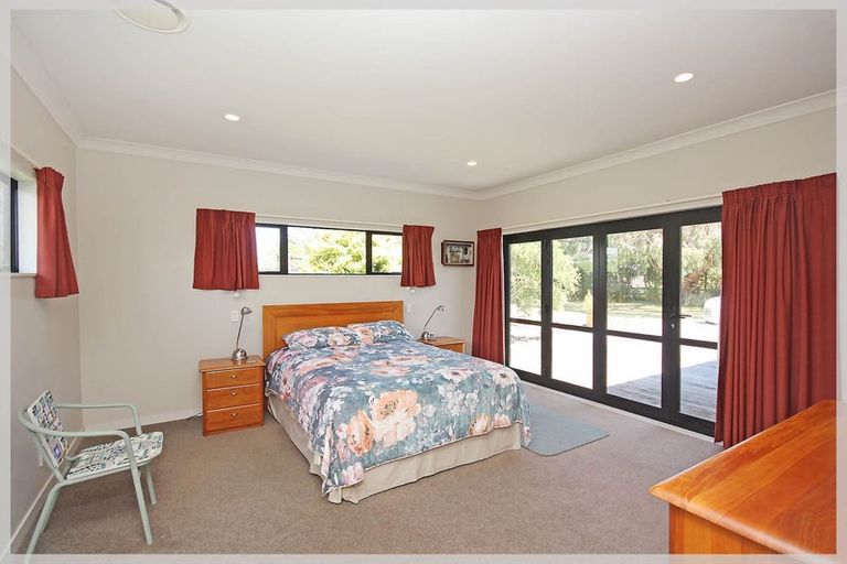 Photo of property in 33 Palmer Road, Foxton Beach, Foxton, 4891