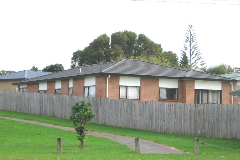 Photo of property in 9 Munroe Road, Ranui, Auckland, 0612