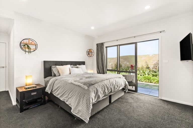 Photo of property in 32 Quarry Ridge, Poraiti, Napier, 4182