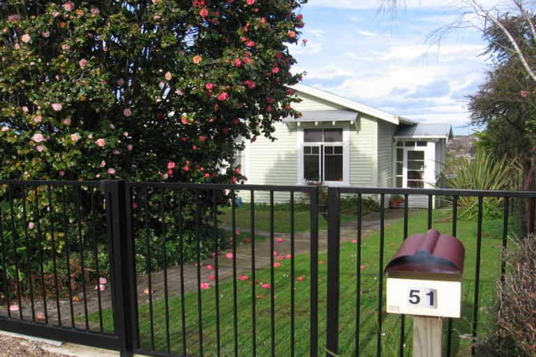 Photo of property in 51 Forest Lake Road, Forest Lake, Hamilton, 3200