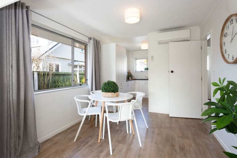 Photo of property in 42 Mays Road, St Albans, Christchurch, 8052