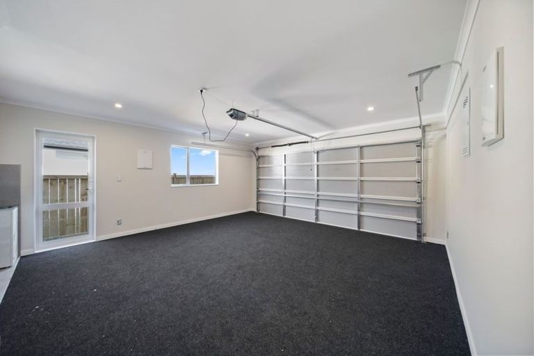 Photo of property in 5 Papaview Road, Papakura, 2110