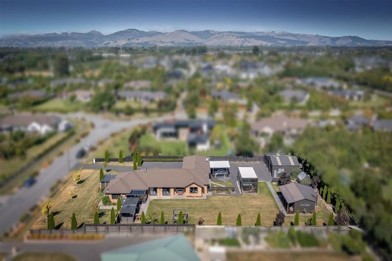 Photo of property in 37 Aberdeen Road, Prebbleton, 7604