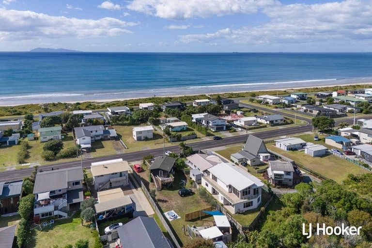 Photo of property in 264a Seaforth Road, Waihi Beach, 3611