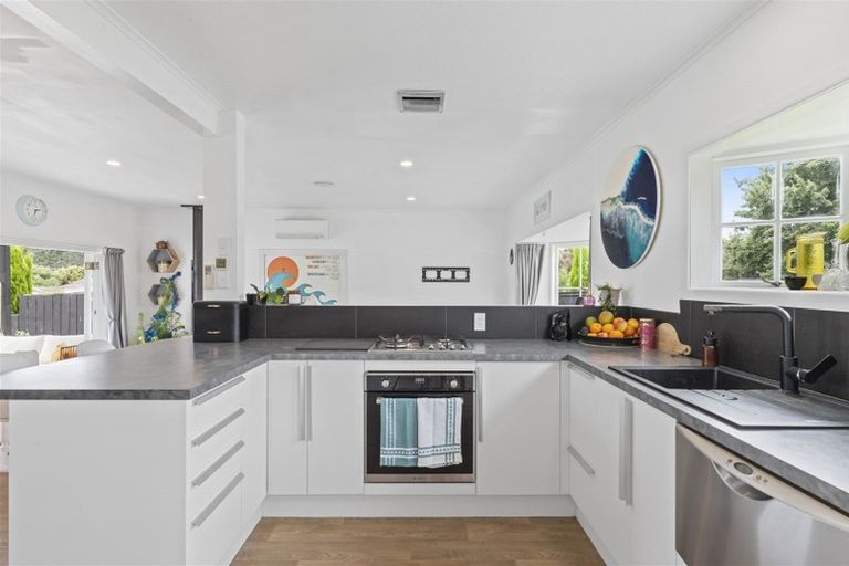 Photo of property in 80a Mcrobbie Road, Kingseat, Papakura, 2580