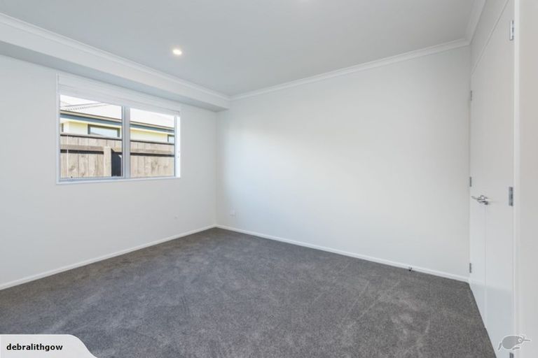 Photo of property in 18 Hart Road, Hauraki, Auckland, 0622