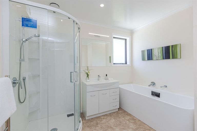 Photo of property in 48 Thatcher Street, Castlecliff, Whanganui, 4501