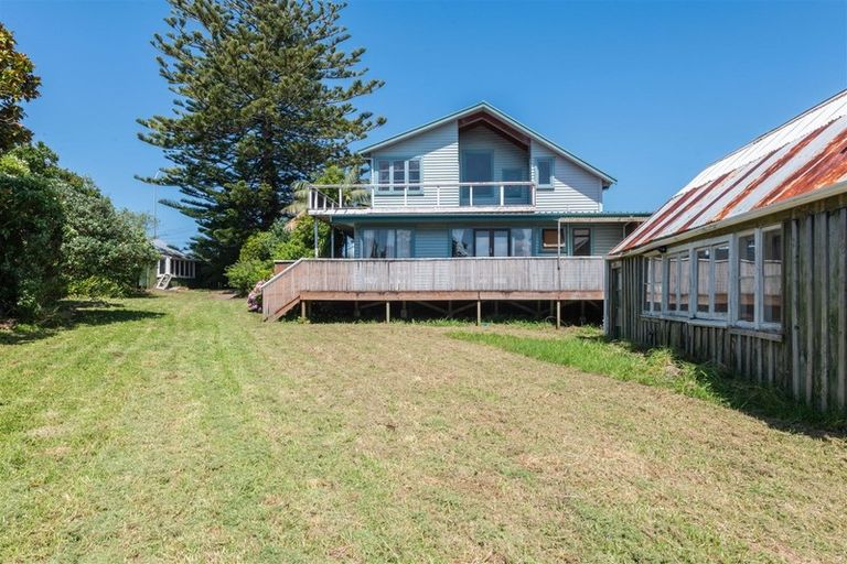 Photo of property in 4 Brandon Road, Glen Eden, Auckland, 0602