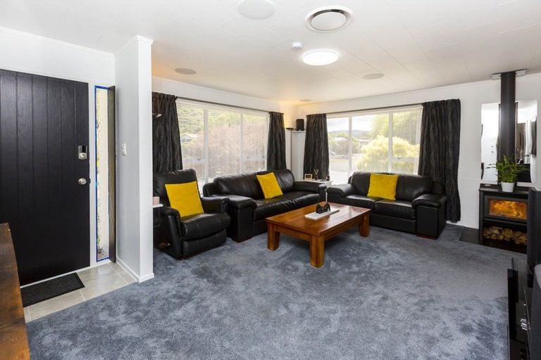 Photo of property in 163 California Drive, Totara Park, Upper Hutt, 5018