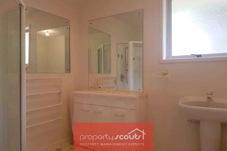 Photo of property in 43a Cumberland Street, Merrilands, New Plymouth, 4312