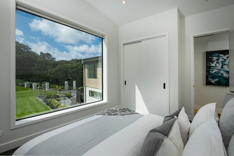 Photo of property in 351 Upper Harbour Drive, Greenhithe, Auckland, 0632