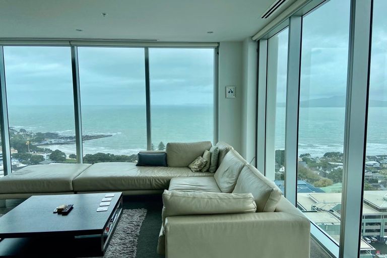 Photo of property in Sentinel Apartments, 2302/3 Northcroft Street, Takapuna, Auckland, 0622