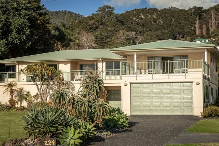 Photo of property in 224 Thames Coast Sh25 Road, Ngarimu Bay, Thames, 3575