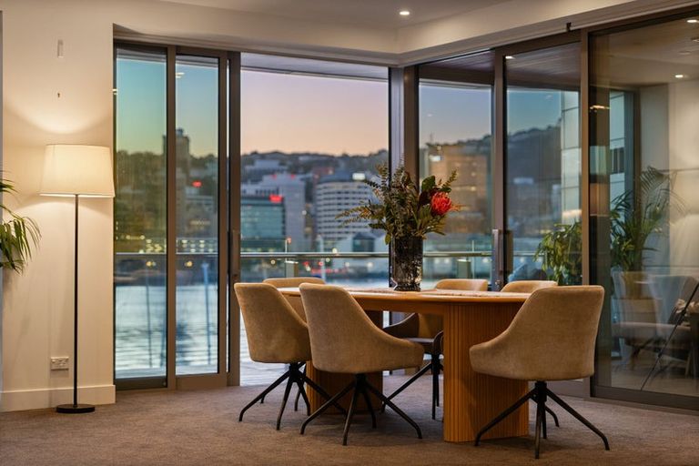 Photo of property in Clyde Quay Wharf, 3b/1 Clyde Quay Wharf, Te Aro, Wellington, 6011