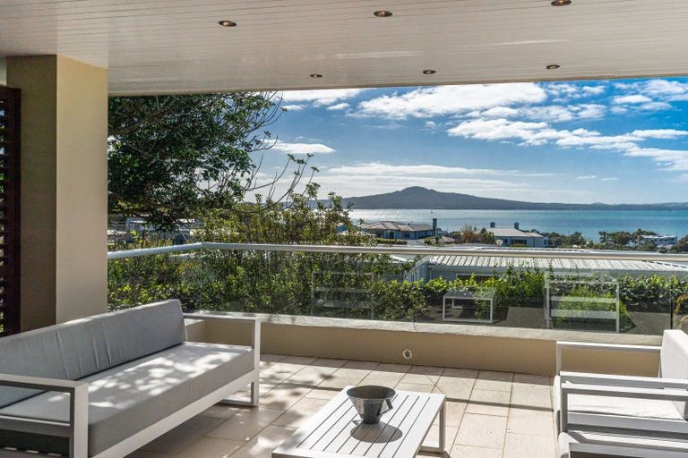 Photo of property in 30 Rawhitiroa Road, Kohimarama, Auckland, 1071