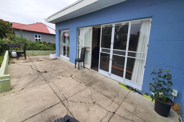 Photo of property in 53 Rhodes Street, Waimate, 7924