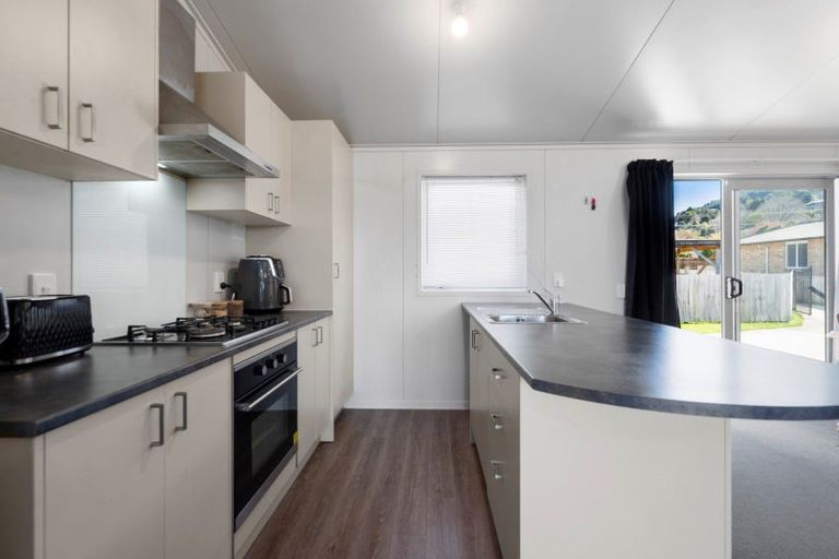 Photo of property in 37a Brookland Road, Western Heights, Rotorua, 3015