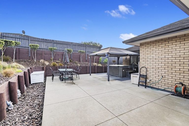 Photo of property in 18 Kilbryde Crescent, Pokeno, 2402