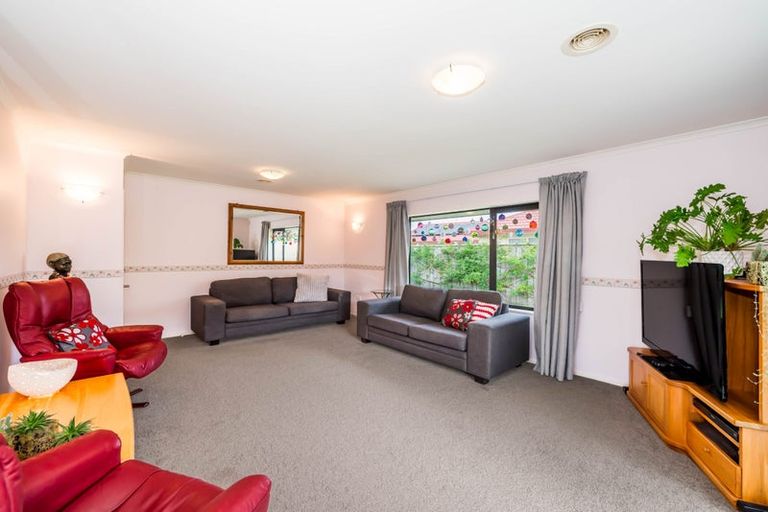 Photo of property in 52 Campion Road, Waikanae Beach, Waikanae, 5036