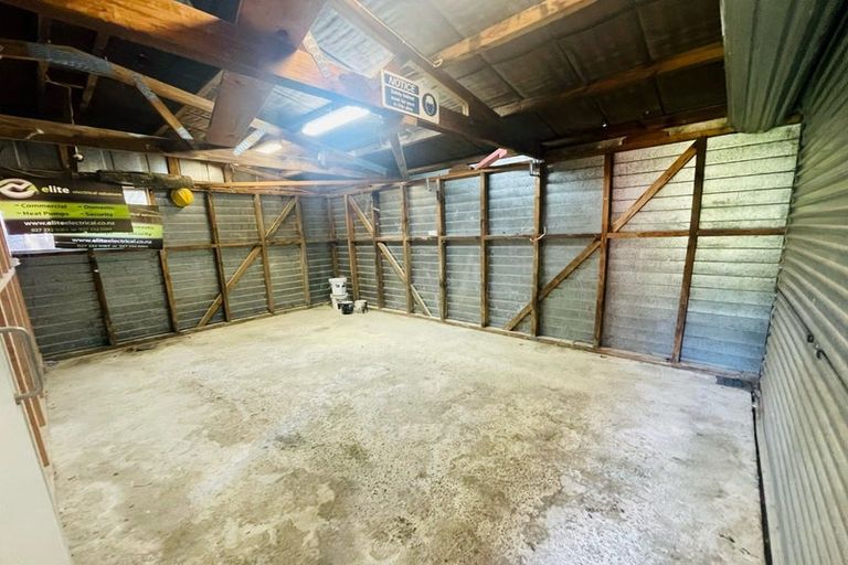 Photo of property in 112 California Drive, Totara Park, Upper Hutt, 5018