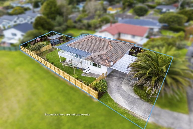 Photo of property in 92 Gallony Avenue, Massey, Auckland, 0614