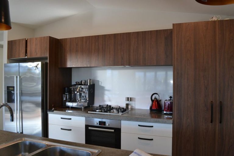 Photo of property in 19b Rannoch Drive, Jacks Point, Queenstown, 9371