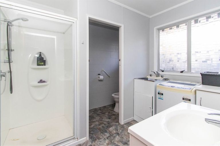 Photo of property in 2c Tawa Street, Inglewood, 4330