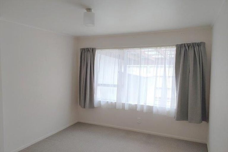 Photo of property in 21c Beauchamp Street, Tawa, Wellington, 5028