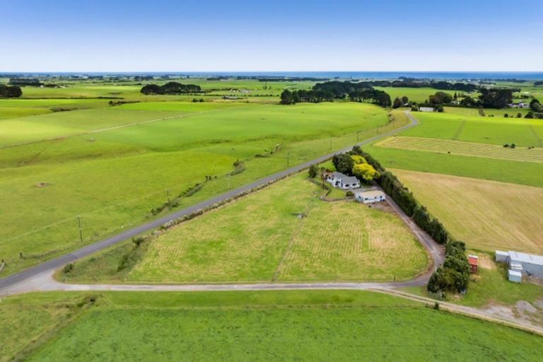 Photo of property in 369 Patiki Road, Pihama, Opunake, 4682