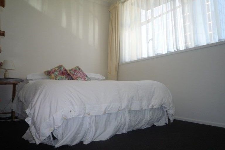 Photo of property in Terrace Garden Apartments, 5e/120 The Terrace, Wellington Central, Wellington, 6011