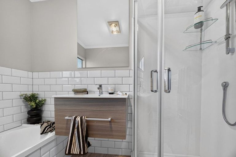 Photo of property in 52a Jellicoe Street, Greytown, 5712