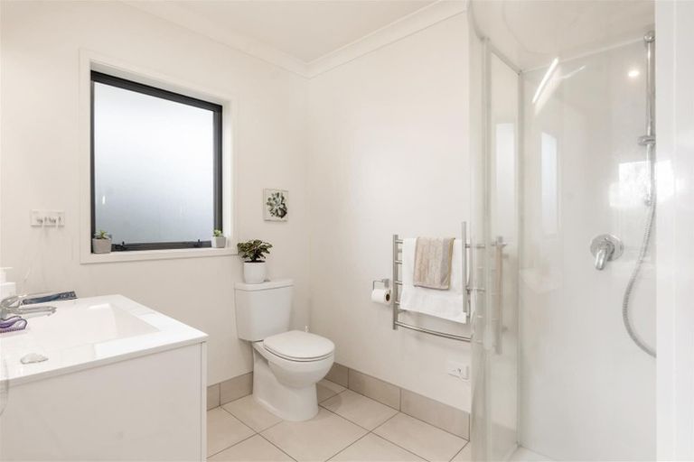 Photo of property in 21 Hayward Rise, Owhata, Rotorua, 3010