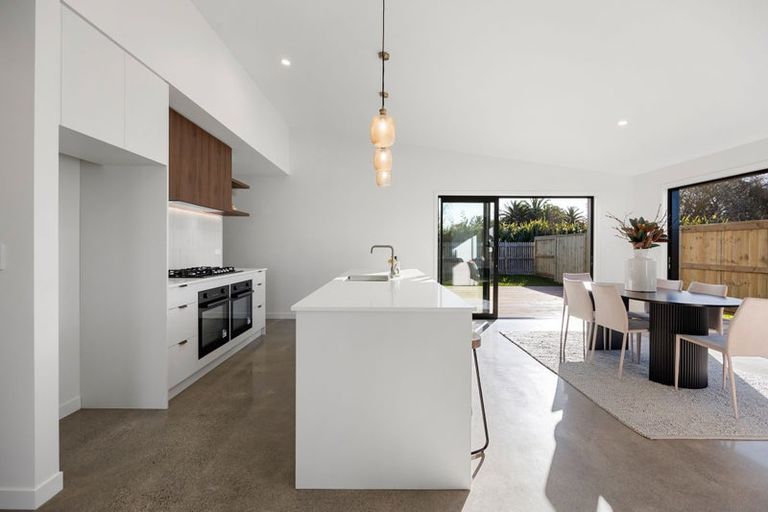 Photo of property in 27 Whakahaumako Road, Leamington, 3495